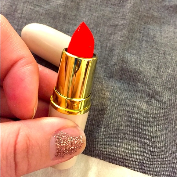 Mellow Other - 🥳2/$15 — Mellow Matte Lipstick NWT